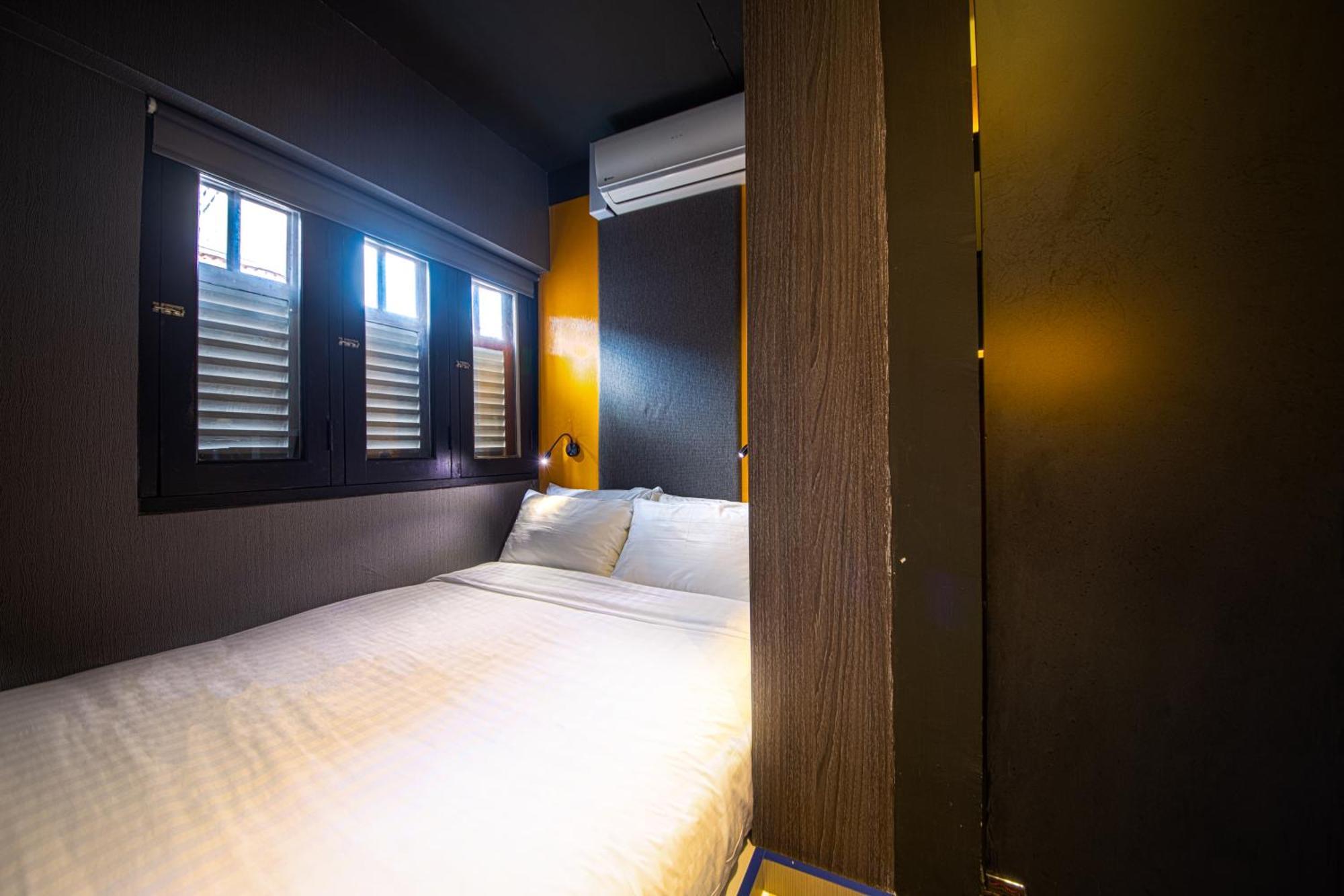 CUBE Family Boutique Capsule Hotel @ Chinatown  Singapour Extérieur photo